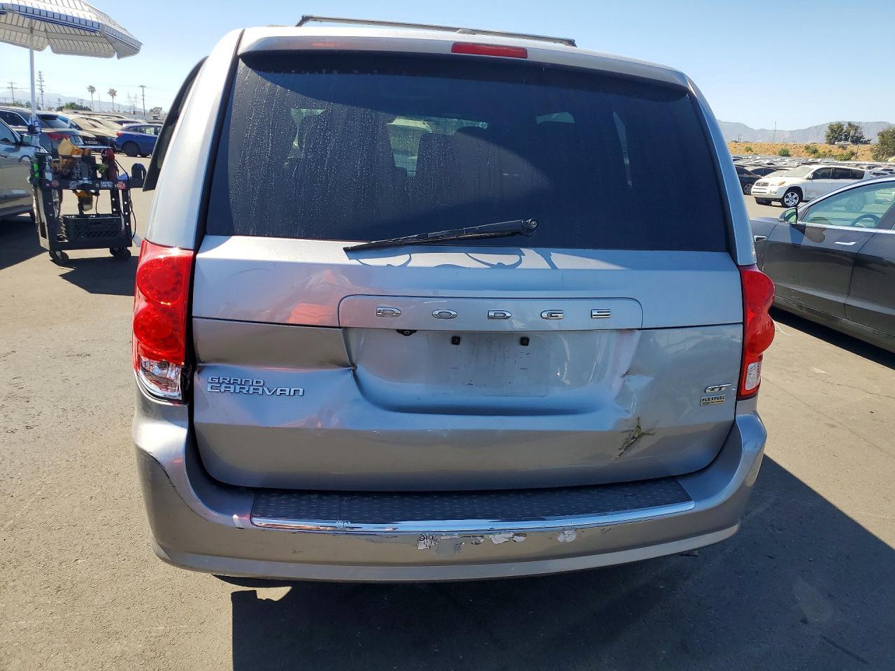 2018 DODGE GRAND CARAVAN — фото 6