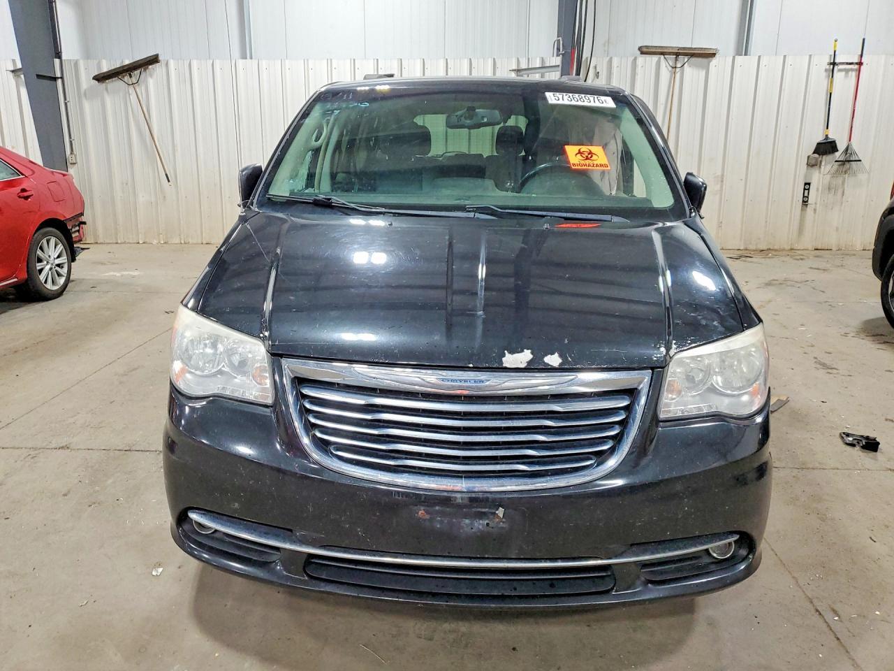 2013 CHRYSLER TOWN & COUNTRY — фото 5