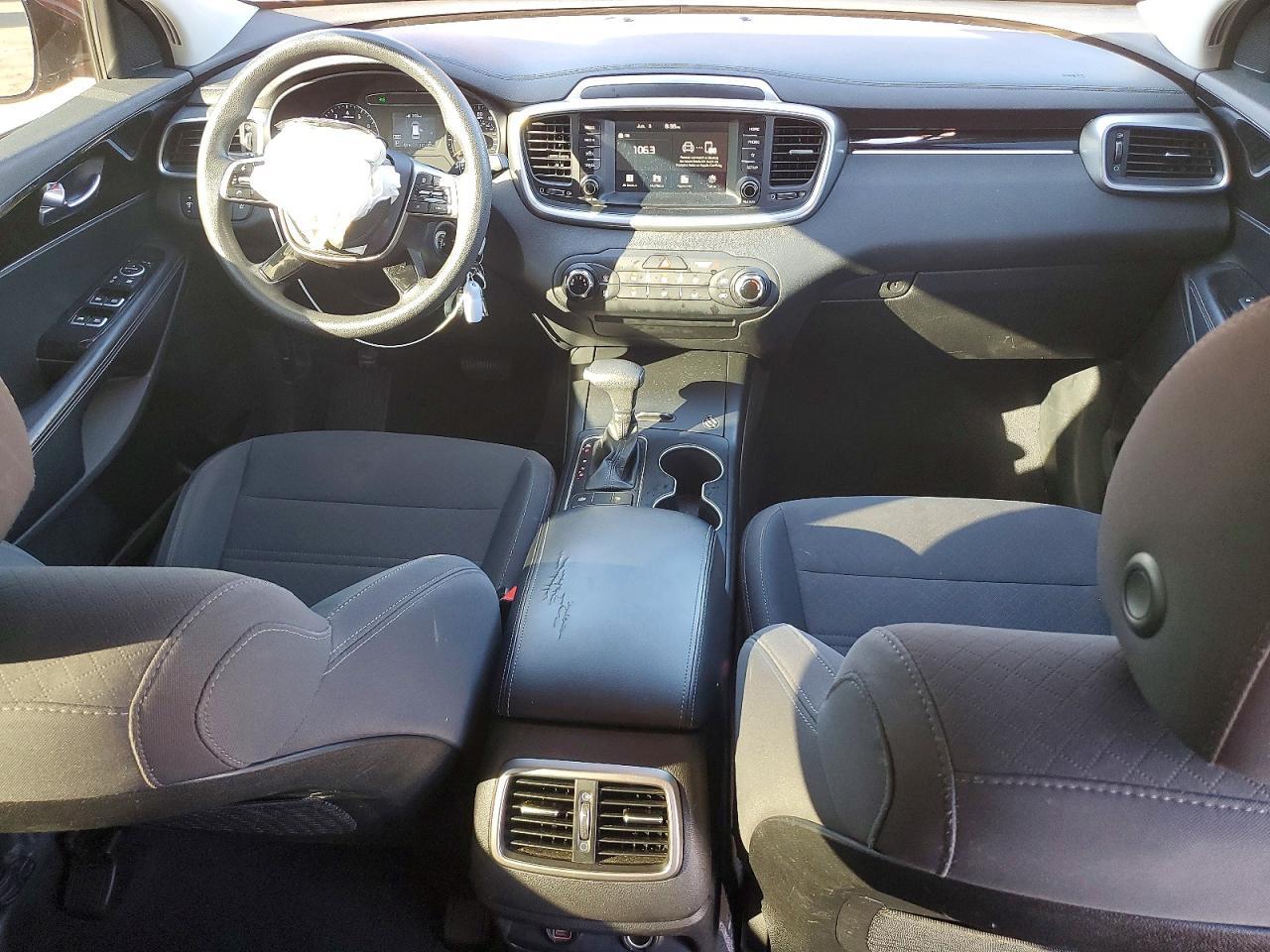 2019 KIA SORENTO — фото 8