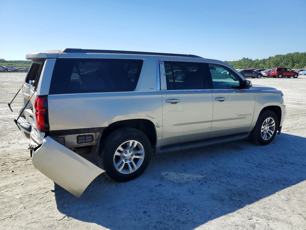 2015 CHEVROLET SUBURBAN — фото 3