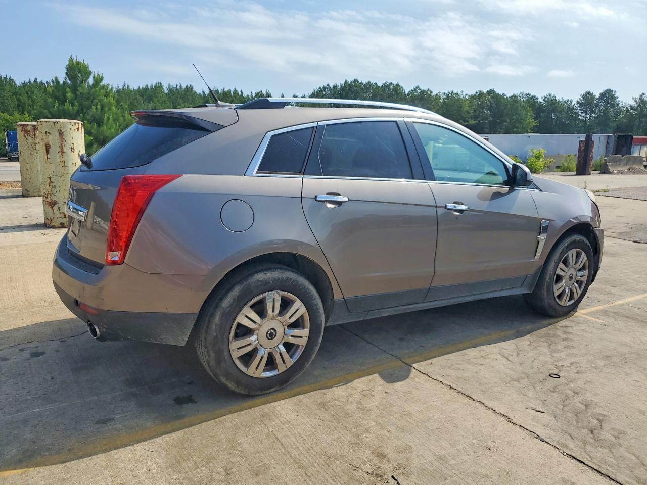 CADILLAC SRX