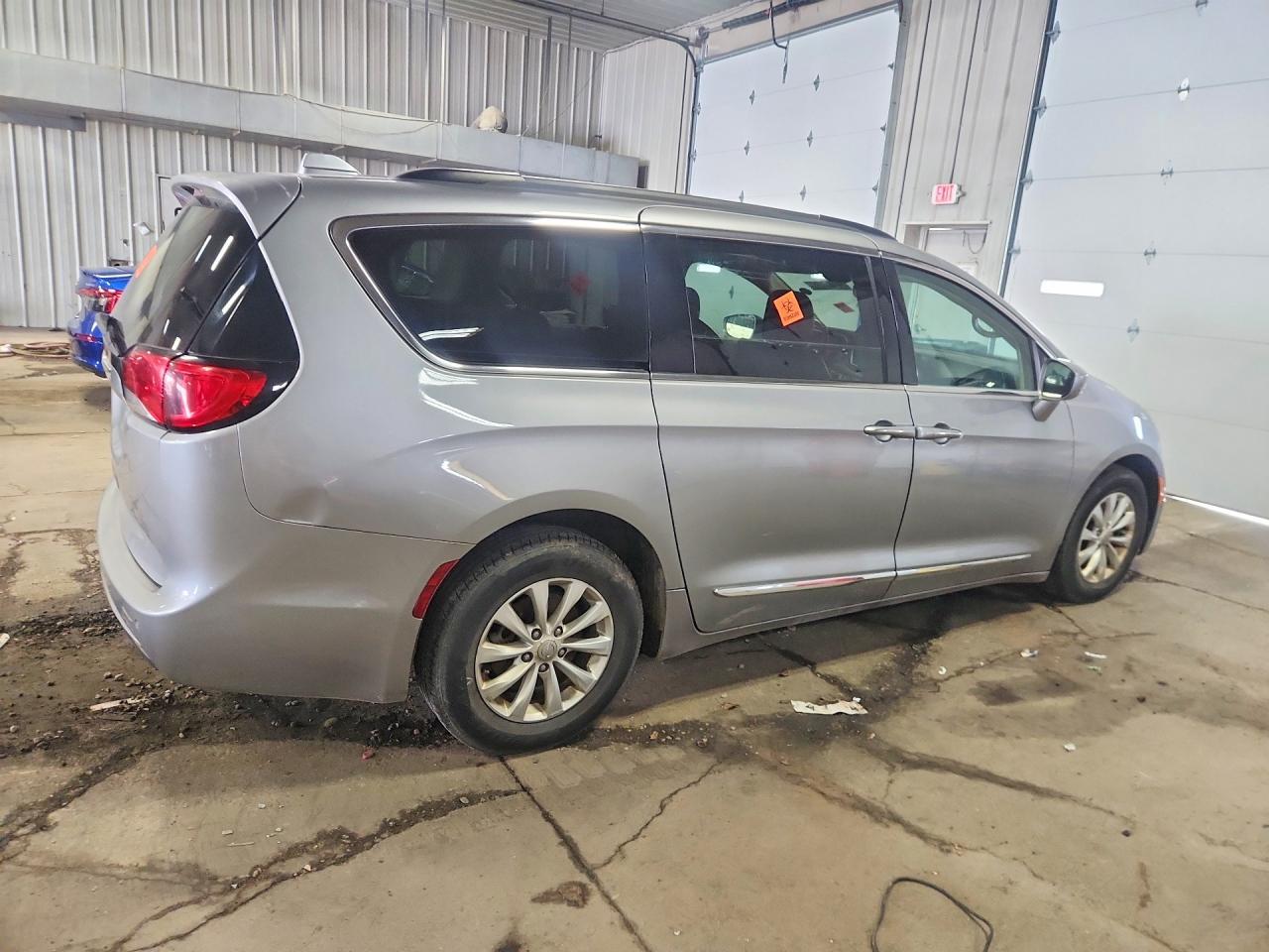 2017 CHRYSLER PACIFICA — фото 3