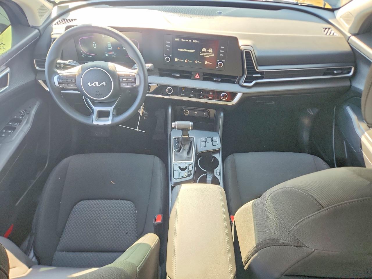 2024 KIA SPORTAGE — фото 8