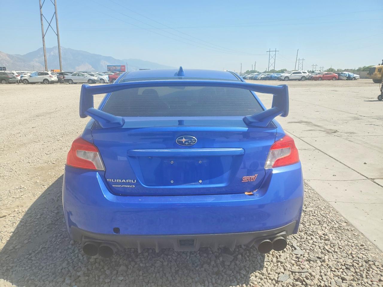2017 SUBARU WRX STI — фото 6