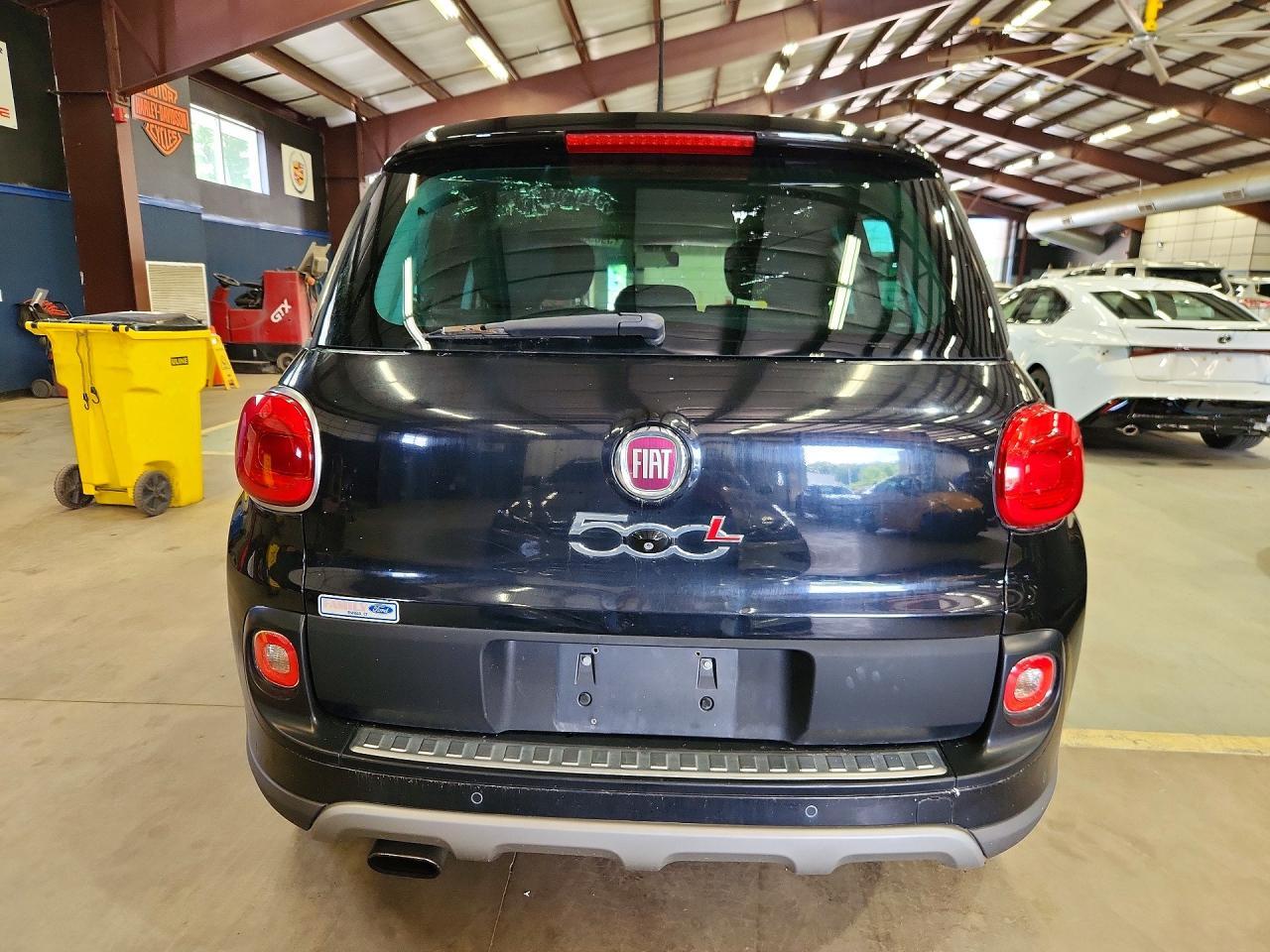 2014 FIAT 500L — фото 6