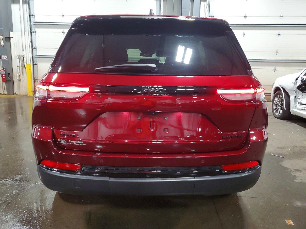 2025 JEEP GRAND CHEROKEE — фото 6
