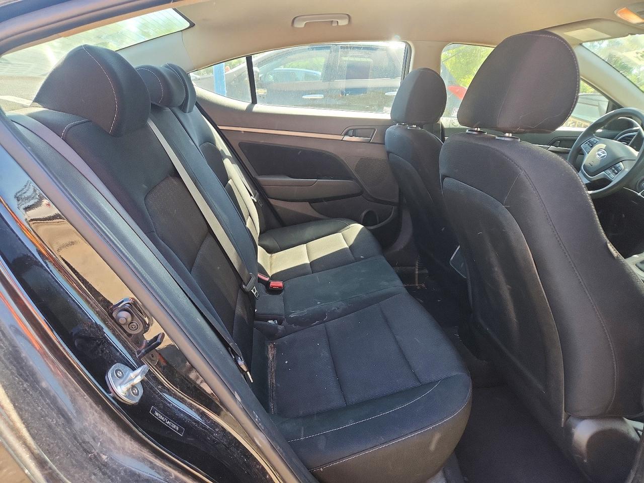 2018 HYUNDAI ELANTRA — фото 10