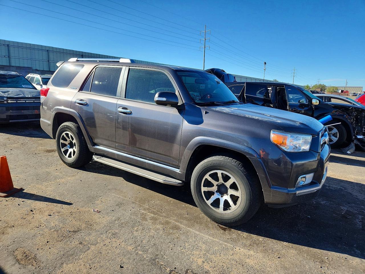 2011 TOYOTA 4RUNNER — фото 4