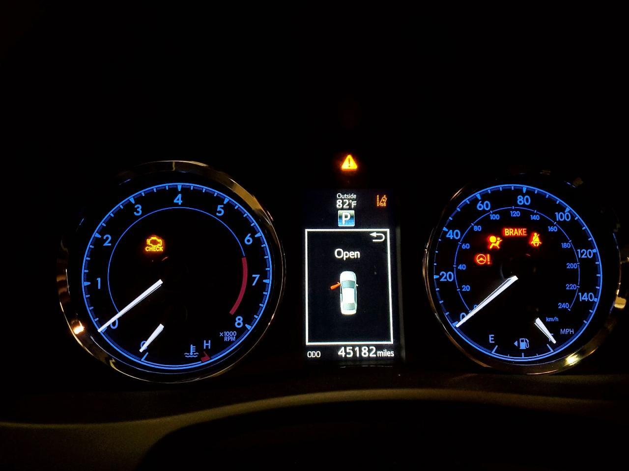 2017 TOYOTA COROLLA — фото 9