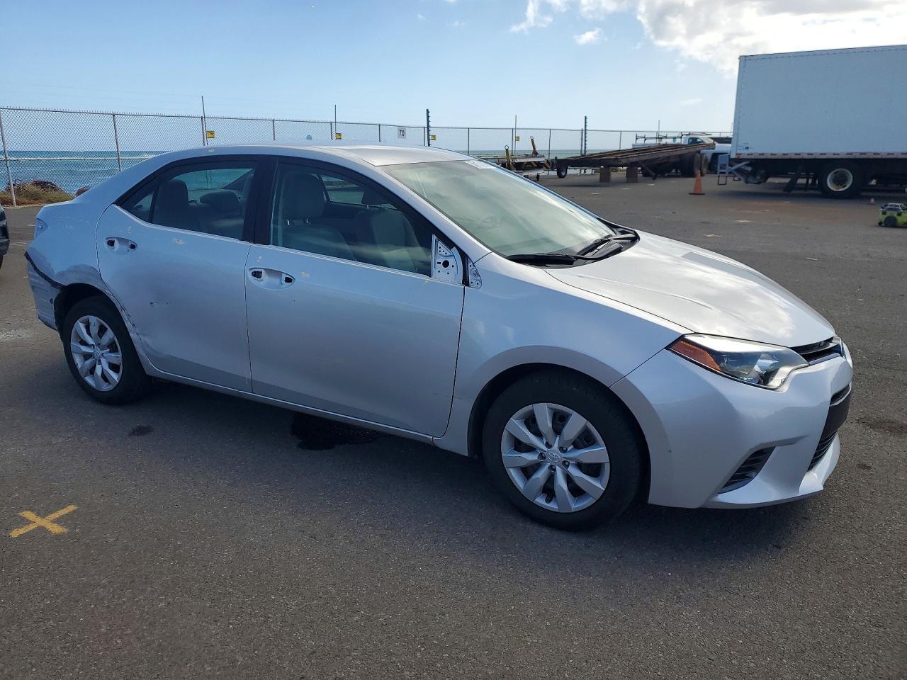 2015 TOYOTA COROLLA — фото 4
