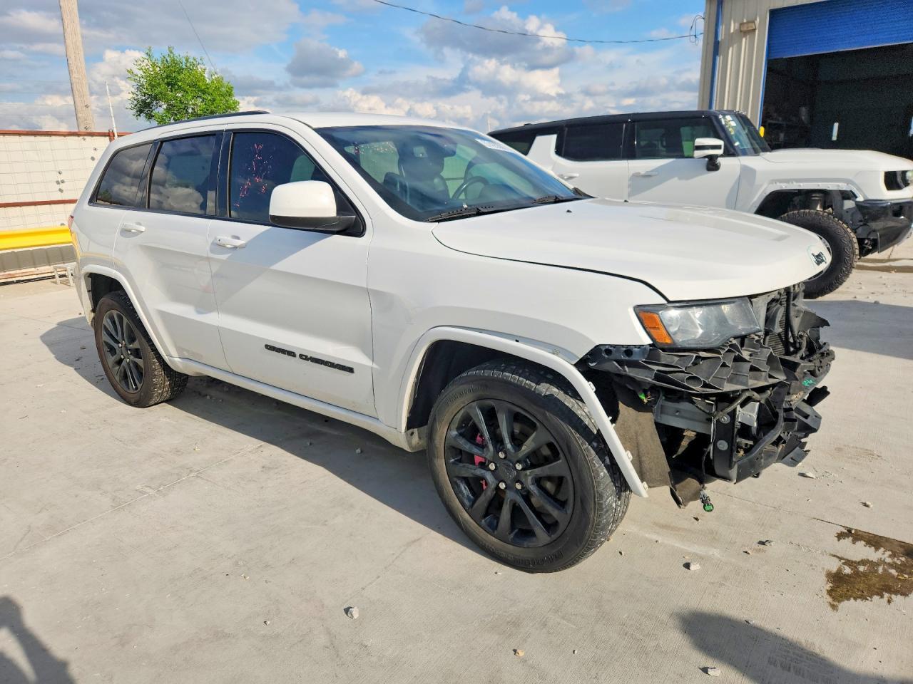 2020 JEEP GRAND CHEROKEE — фото 4
