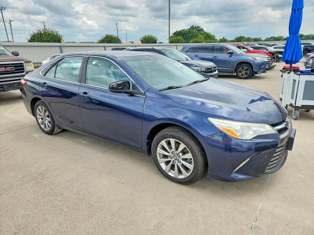 2017 TOYOTA CAMRY — фото 4
