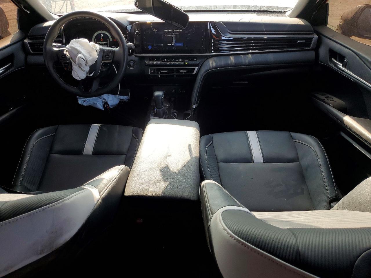 2025 TOYOTA CAMRY HYBRID — фото 8