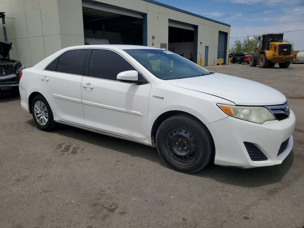 TOYOTA CAMRY HYBRID