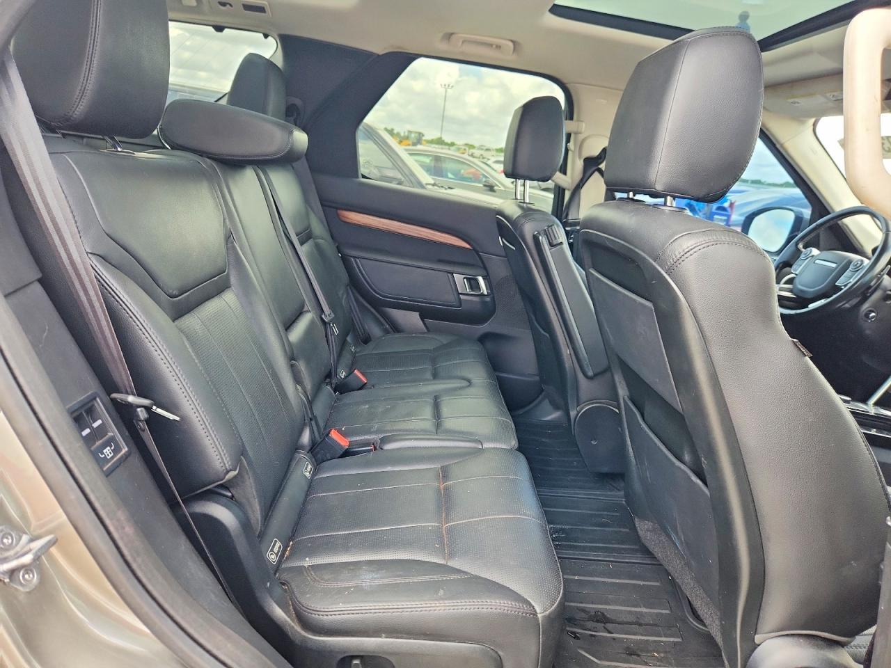 2018 LAND ROVER DISCOVERY — фото 11