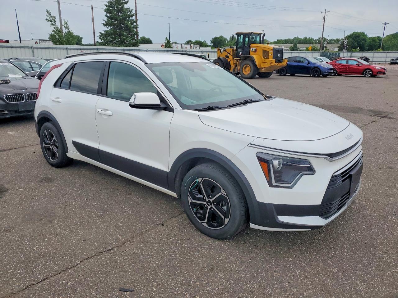 2024 KIA NIRO HYBRID — фото 4