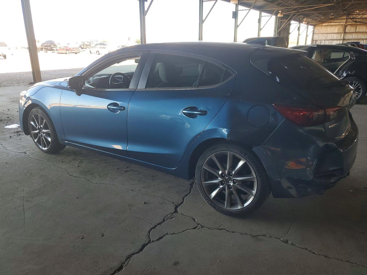 2018 MAZDA 3 — фото 2