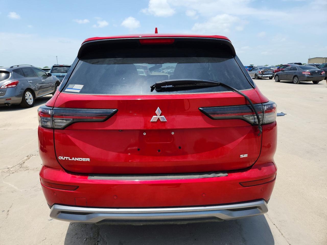 2025 MITSUBISHI OUTLANDER — фото 6
