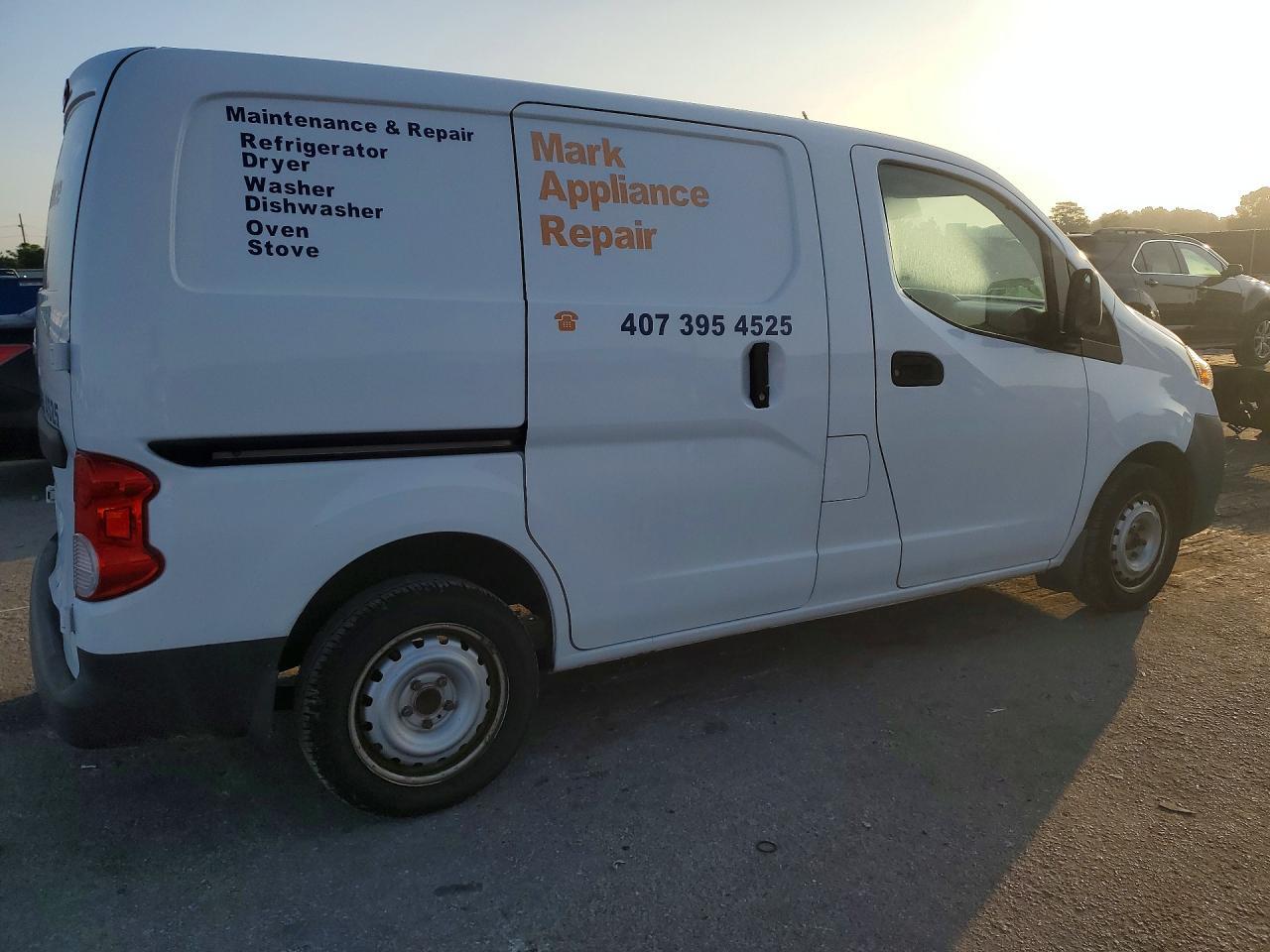 2019 NISSAN NV200 — фото 3