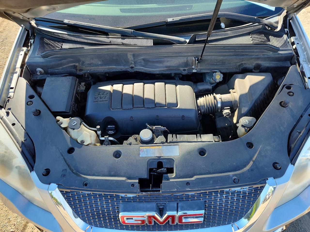 2011 GMC ACADIA — фото 12