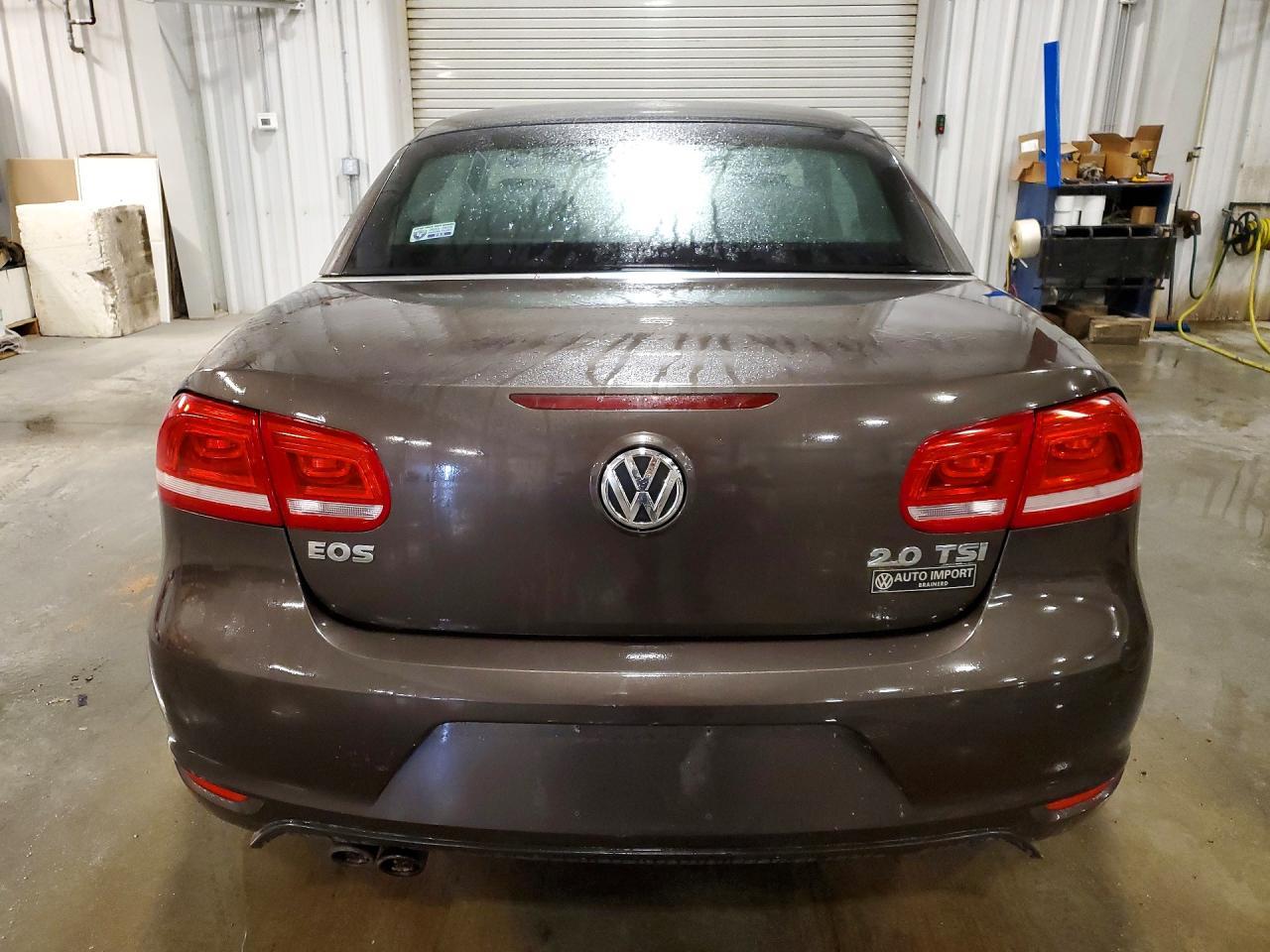 VOLKSWAGEN EOS