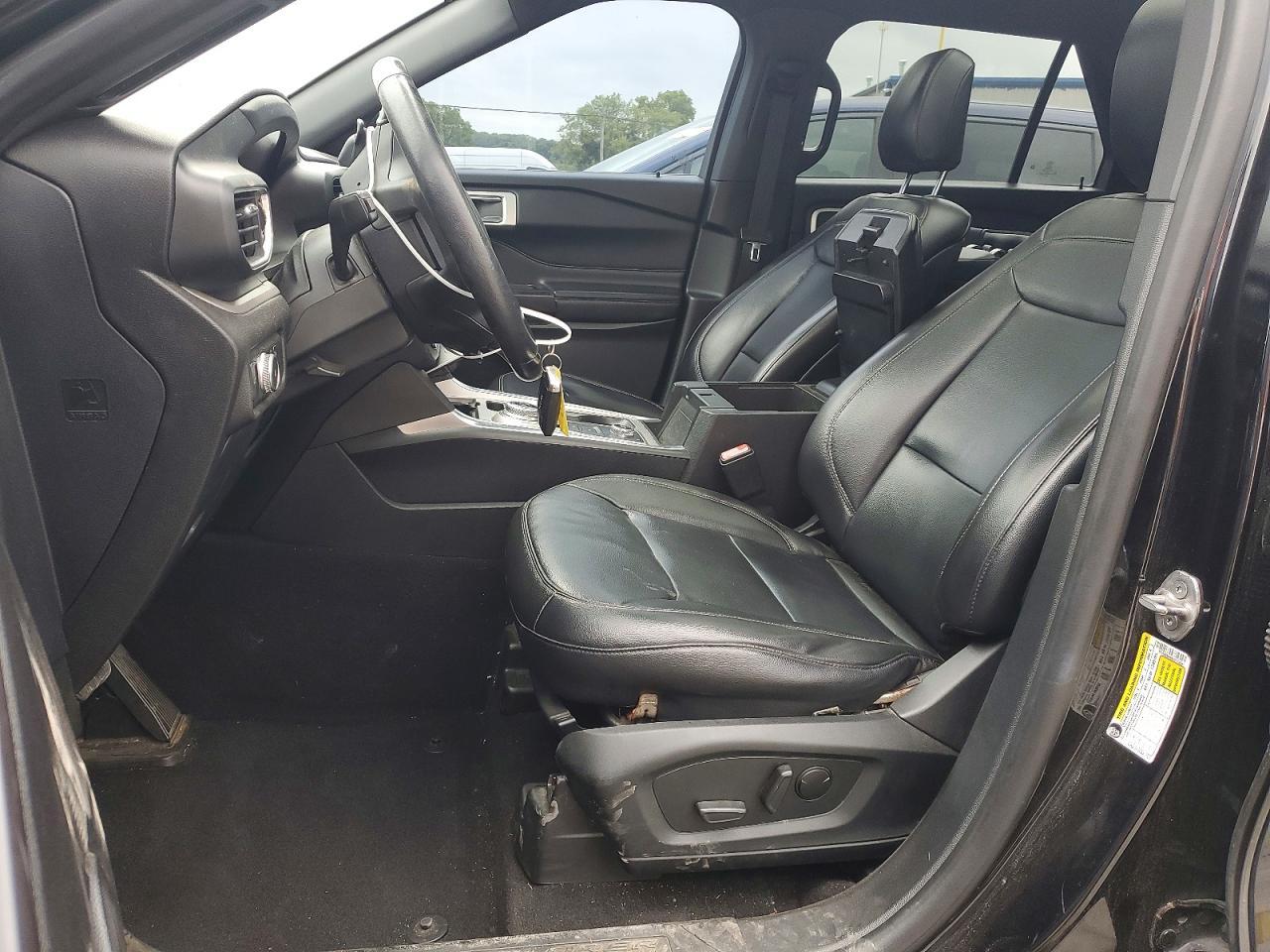 FORD EXPLORER