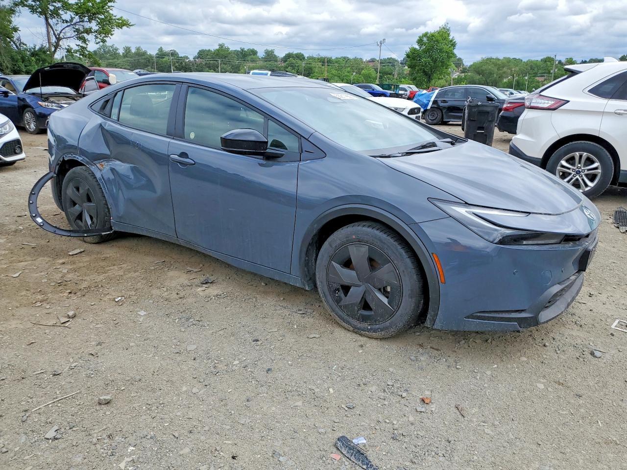 2025 TOYOTA PRIUS — фото 4