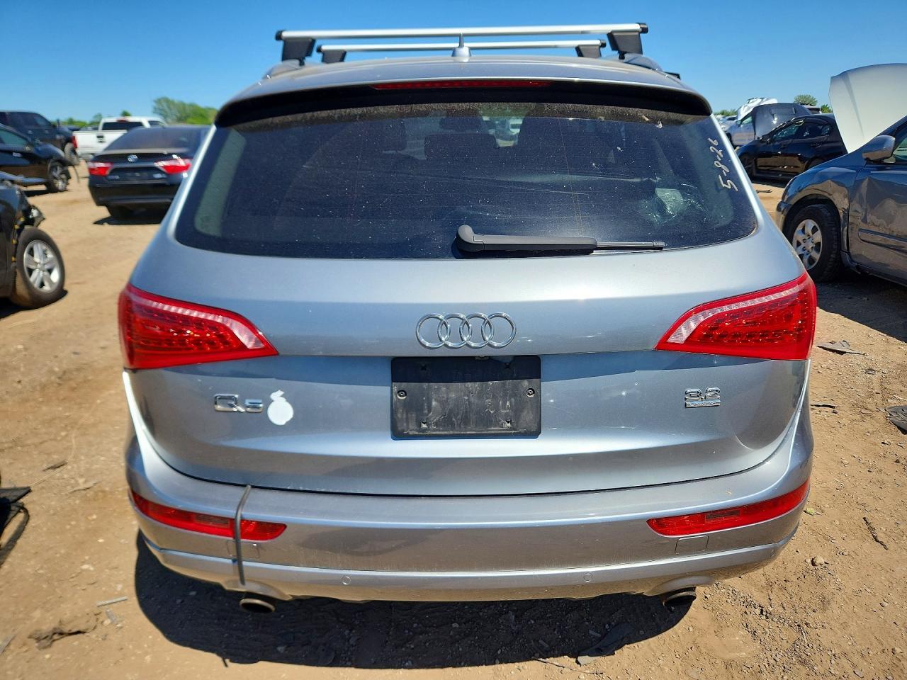 2010 AUDI Q5 — фото 6