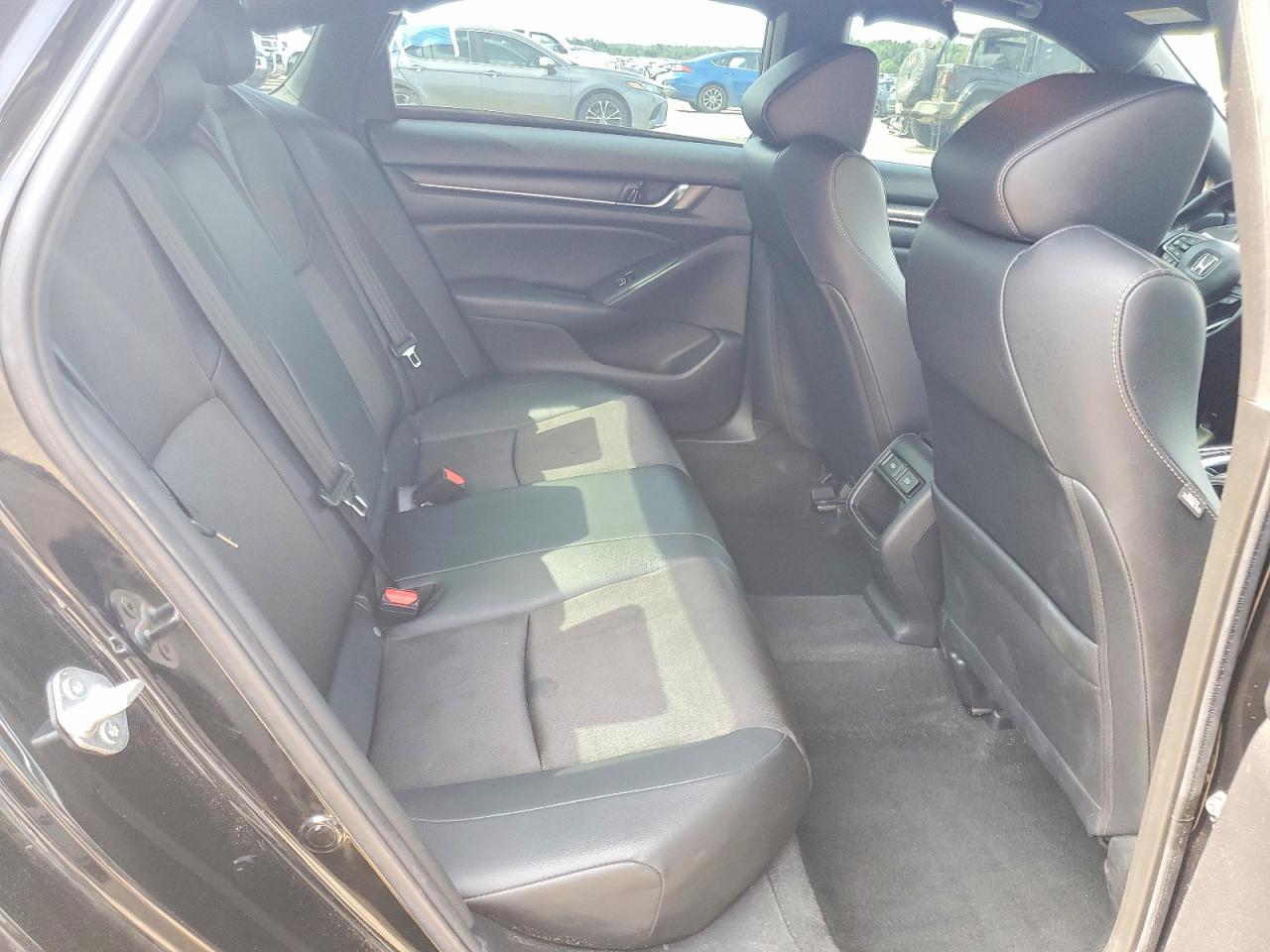 2022 HONDA ACCORD — фото 10