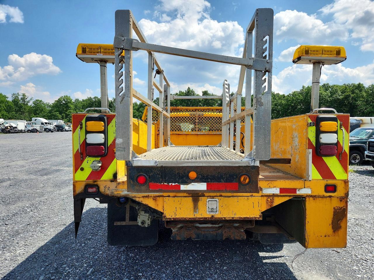 2015 FORD F-350 — фото 6