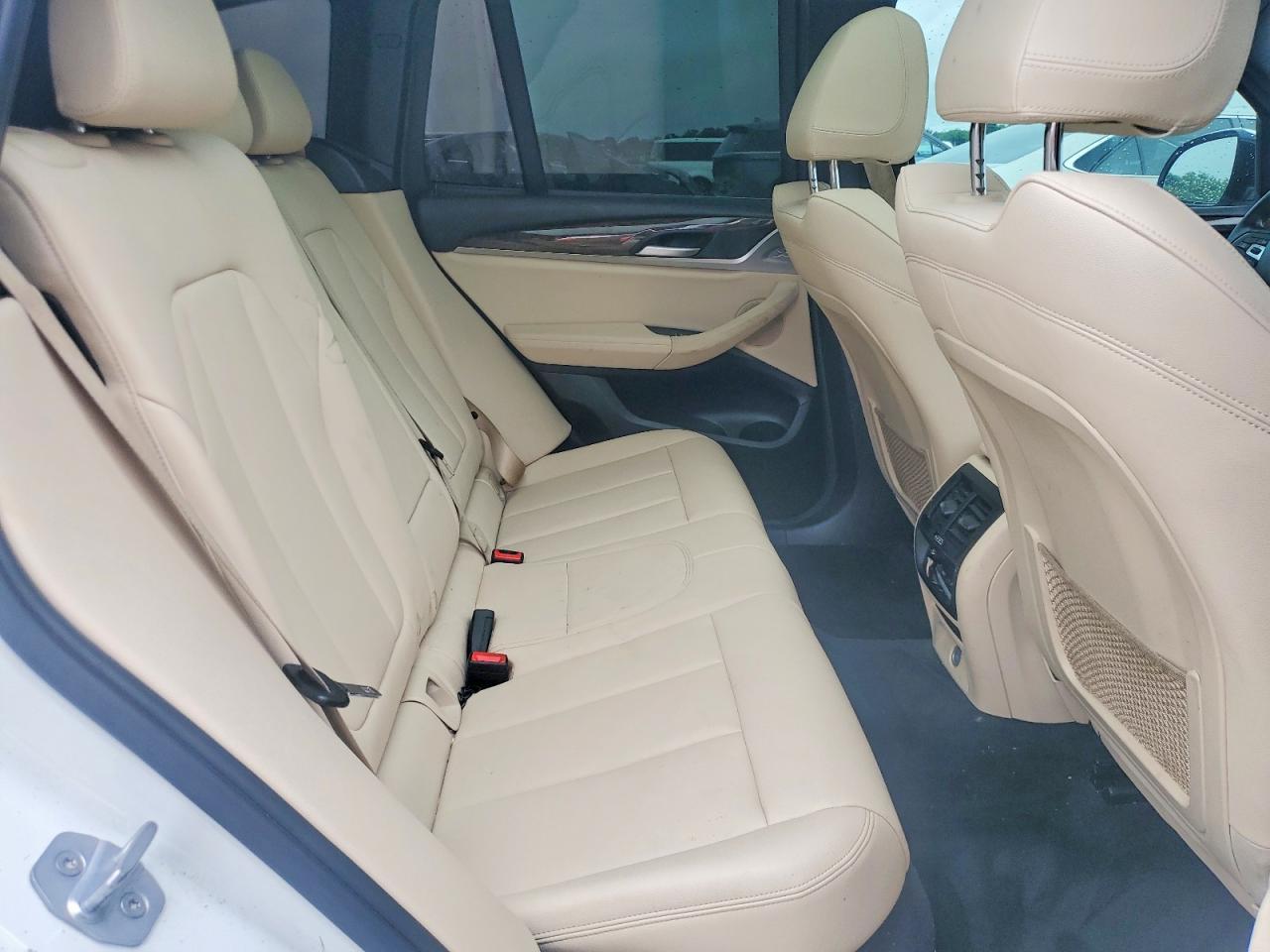 2018 BMW X3 — фото 10