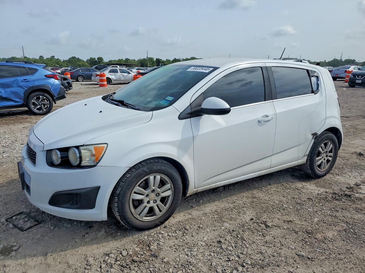 2016 CHEVROLET SONIC — фото 1