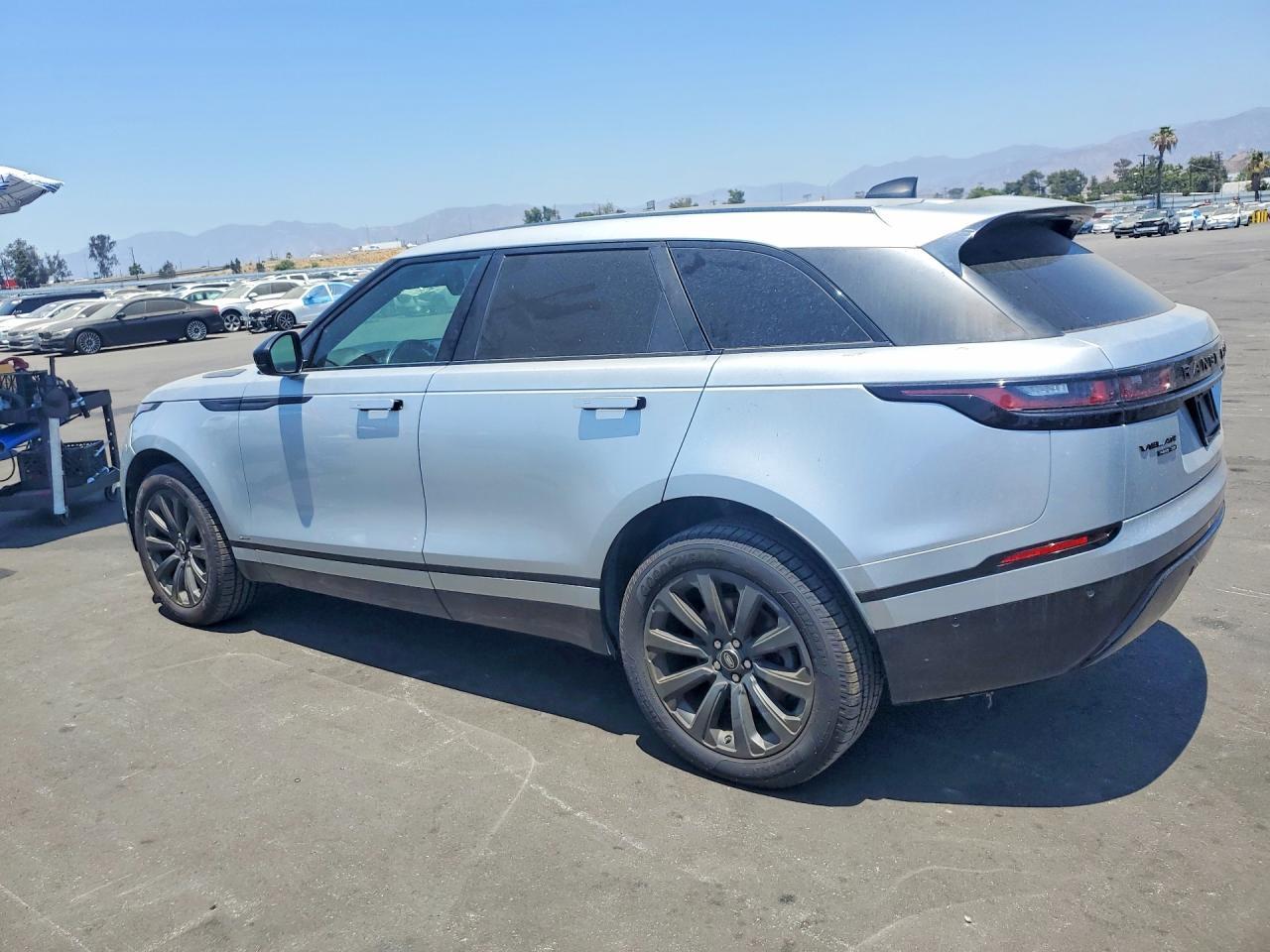 2019 LAND ROVER RANGE ROVER VELAR — фото 2