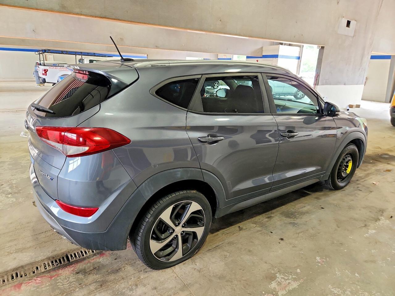 2016 HYUNDAI TUCSON — фото 3