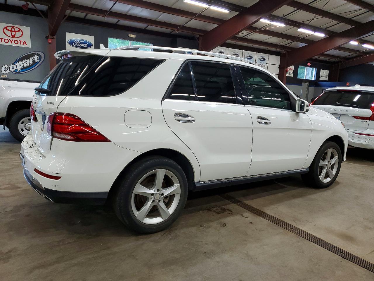 2016 MERCEDES-BENZ GLE-CLASS — фото 3