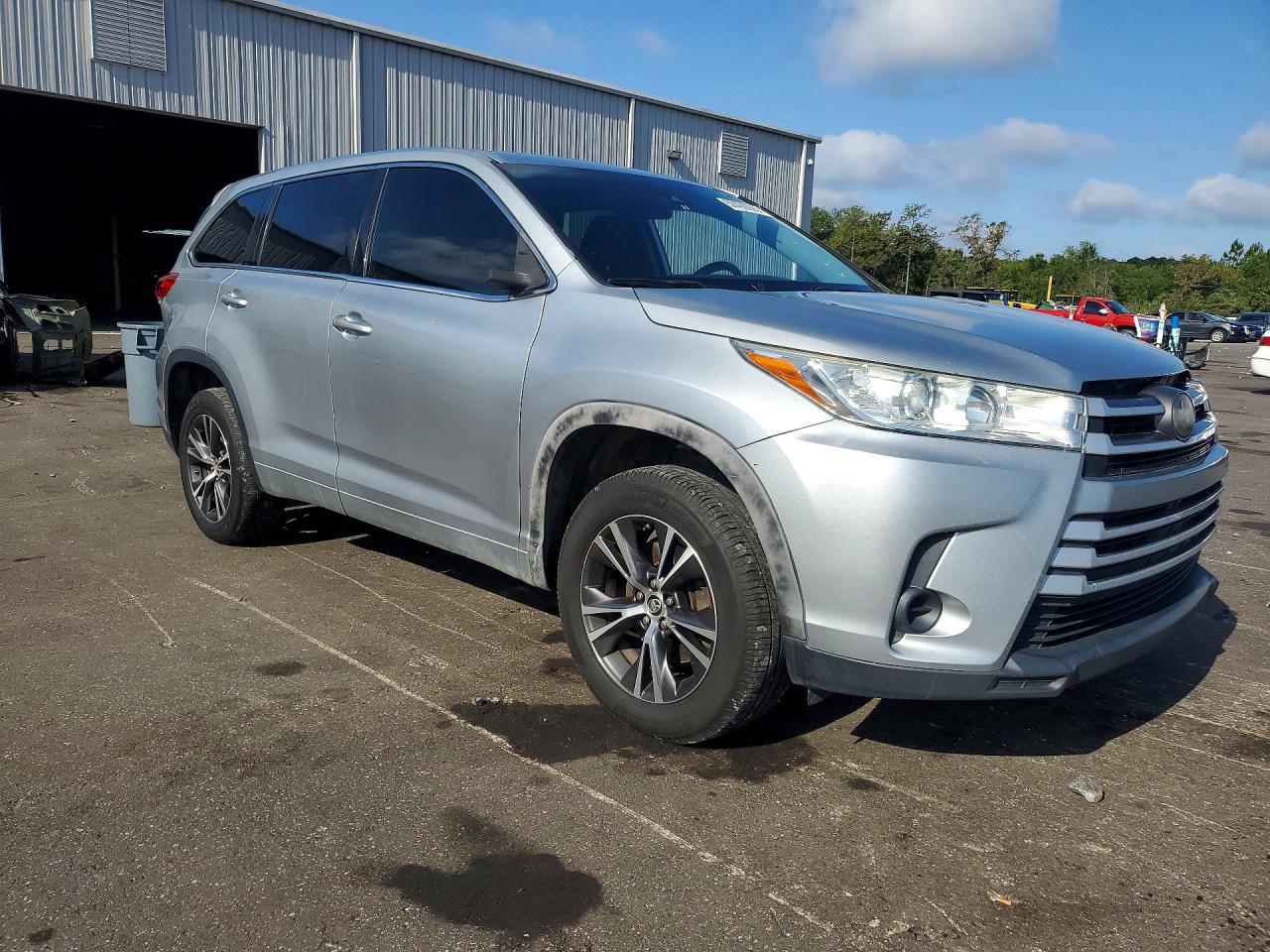 2018 TOYOTA HIGHLANDER — фото 4