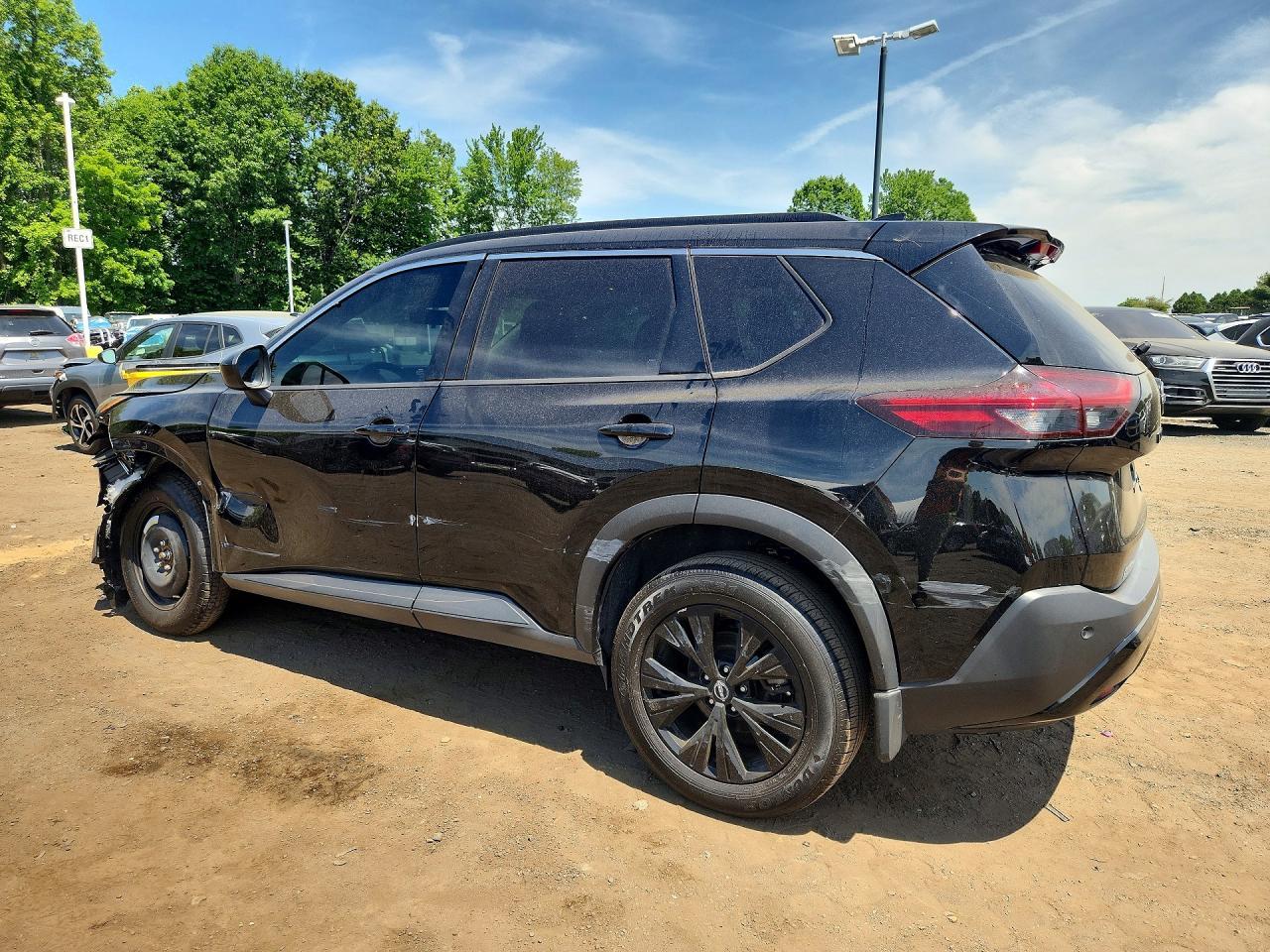 NISSAN ROGUE