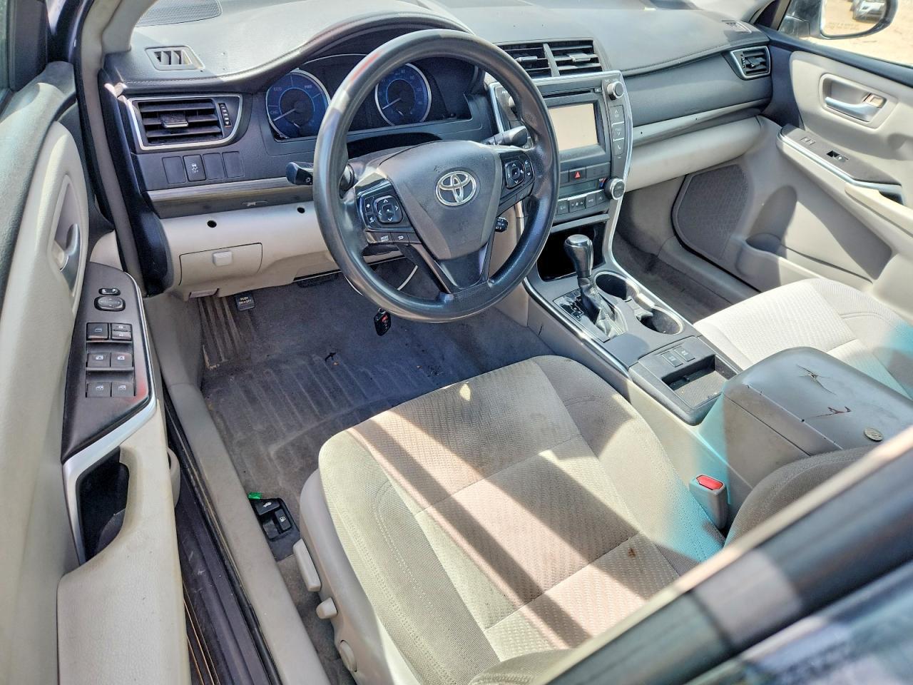 2015 TOYOTA CAMRY HYBRID — фото 8