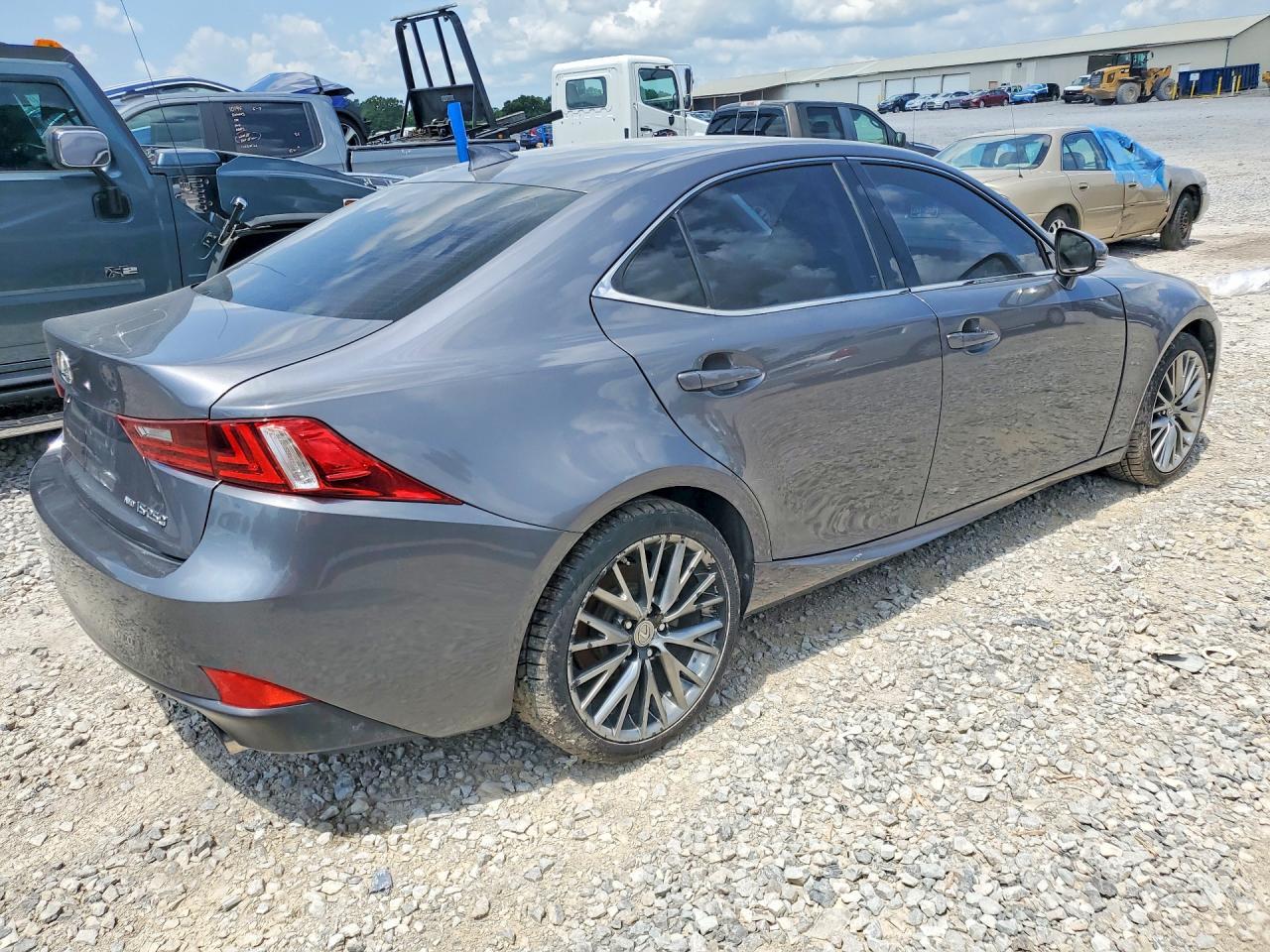 2014 LEXUS IS 250 — фото 3