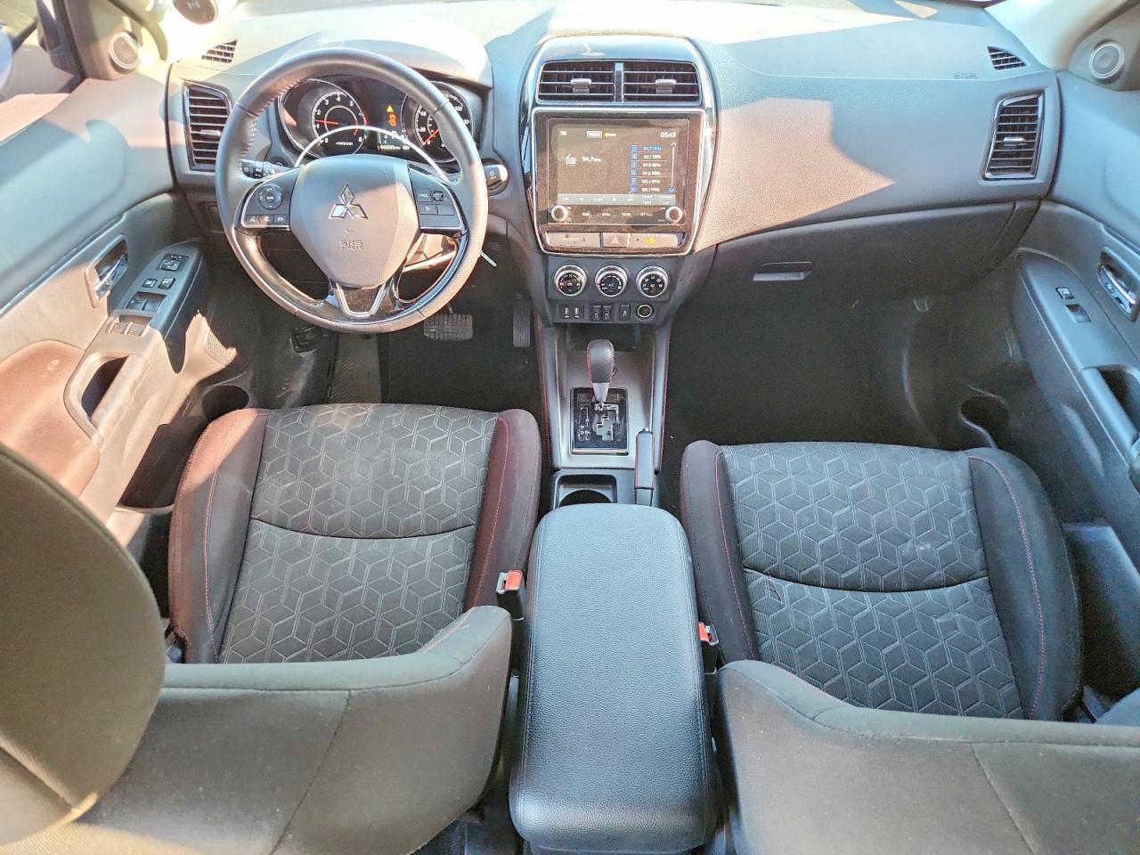 2023 MITSUBISHI OUTLANDER SPORT — фото 8