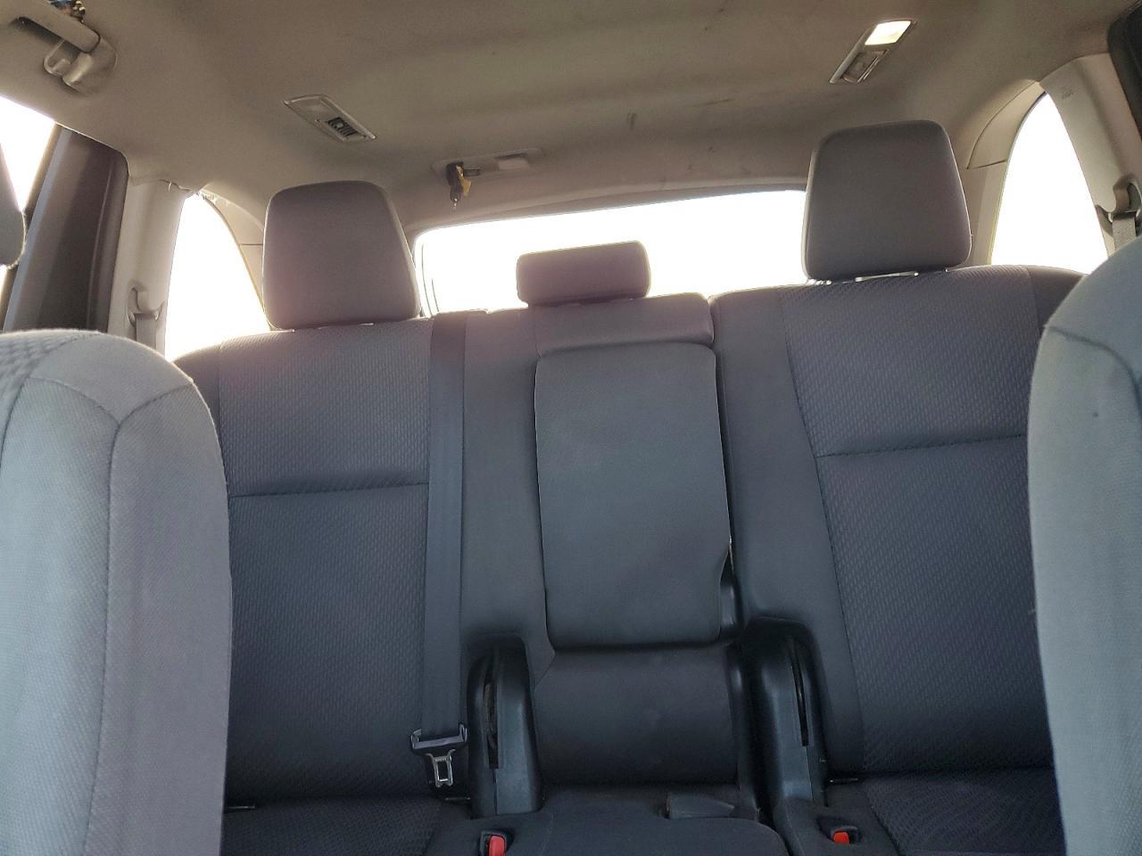 2019 TOYOTA HIGHLANDER — фото 10