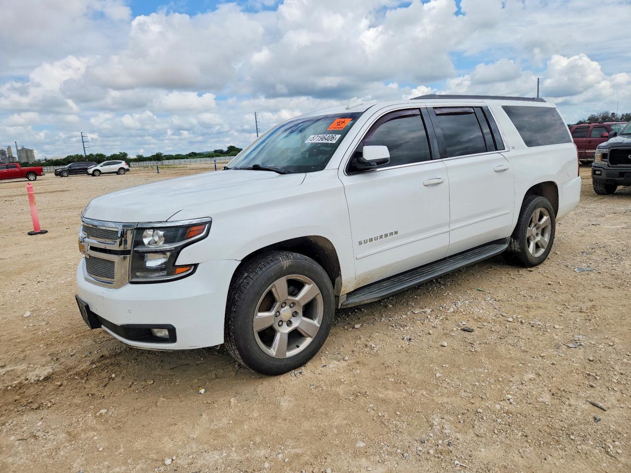 2016 CHEVROLET SUBURBAN — фото 1