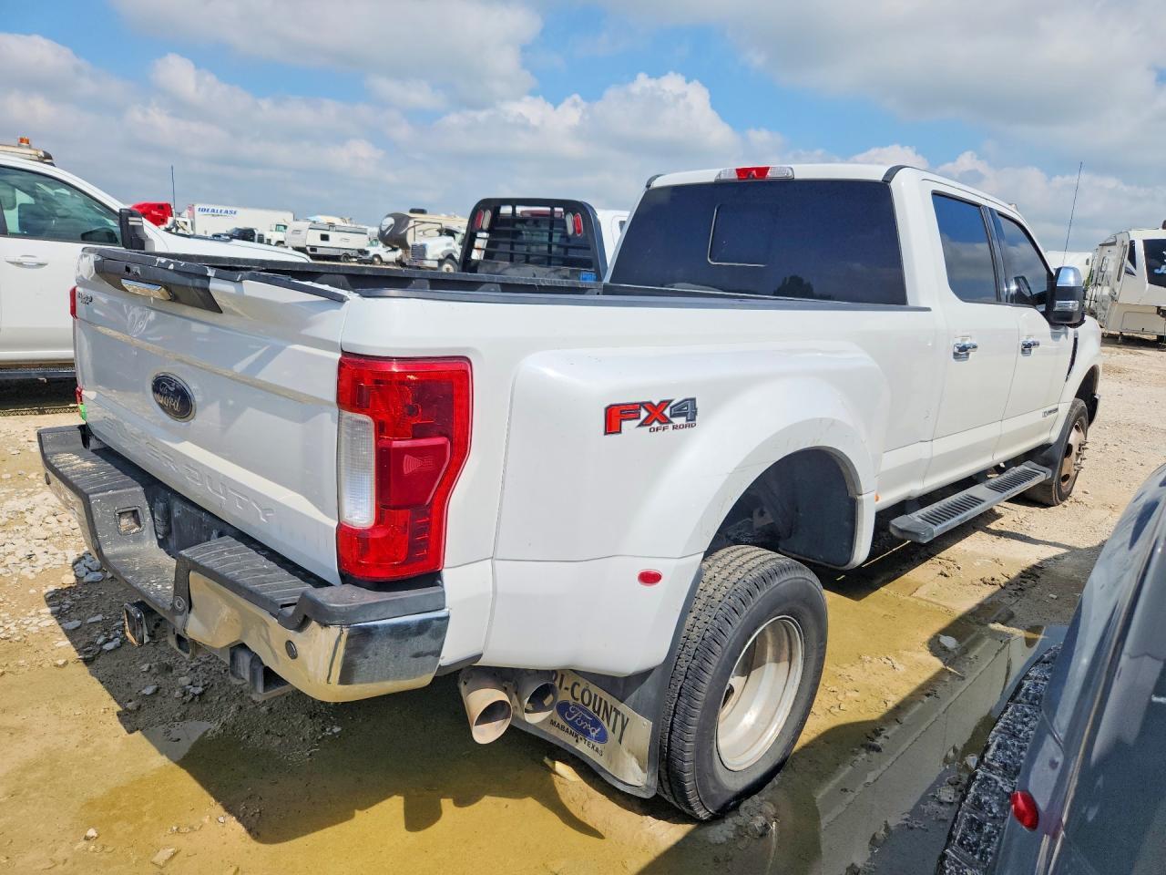2019 FORD F-350 — фото 3