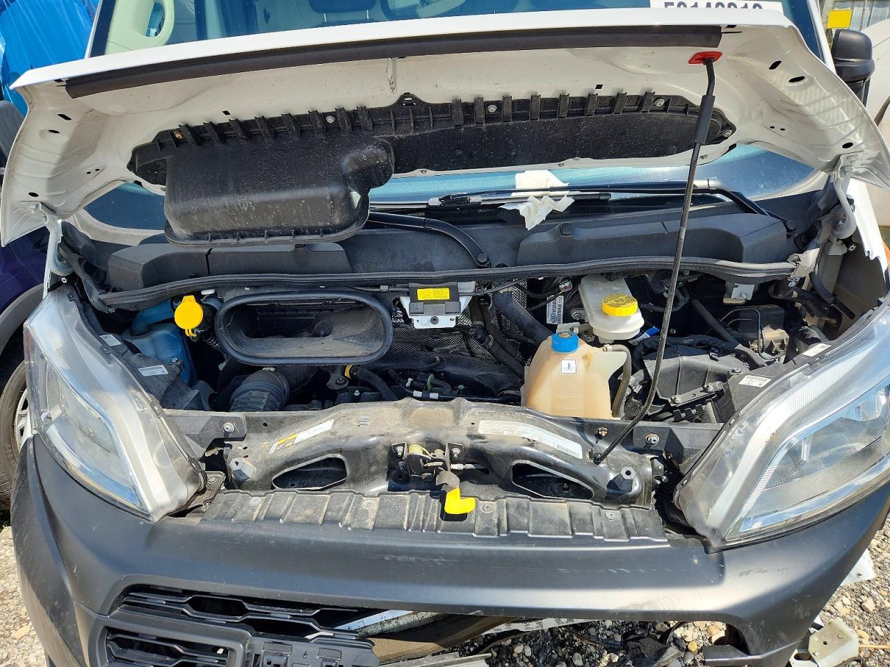 2025 RAM PROMASTER 3500 — фото 11