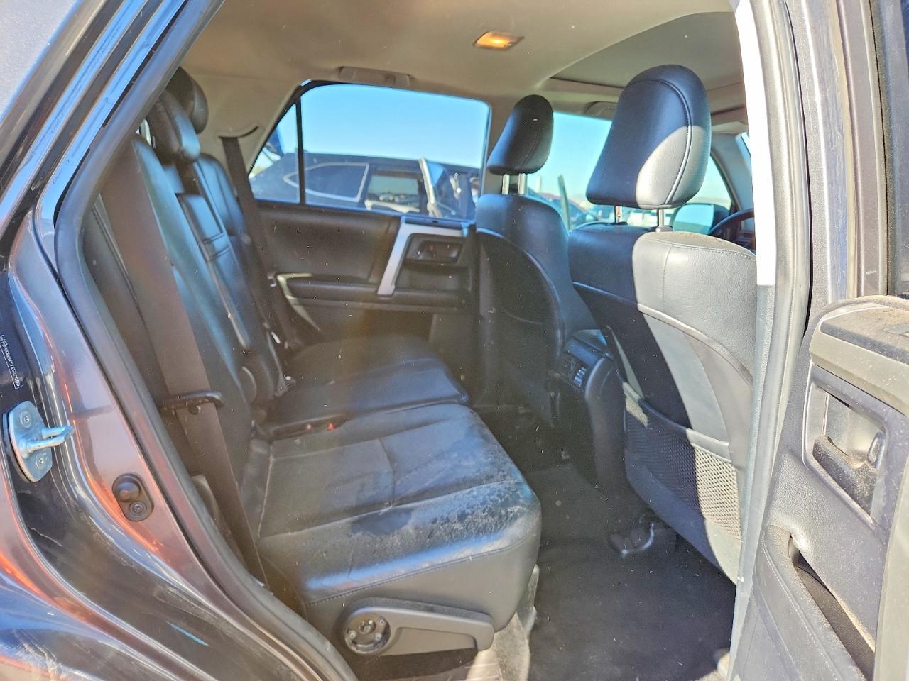 2011 TOYOTA 4RUNNER — фото 11