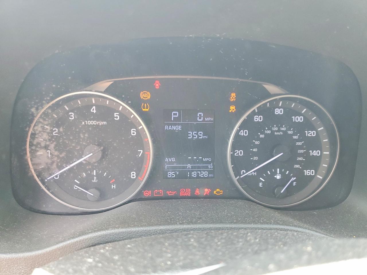 2017 HYUNDAI ELANTRA — фото 9
