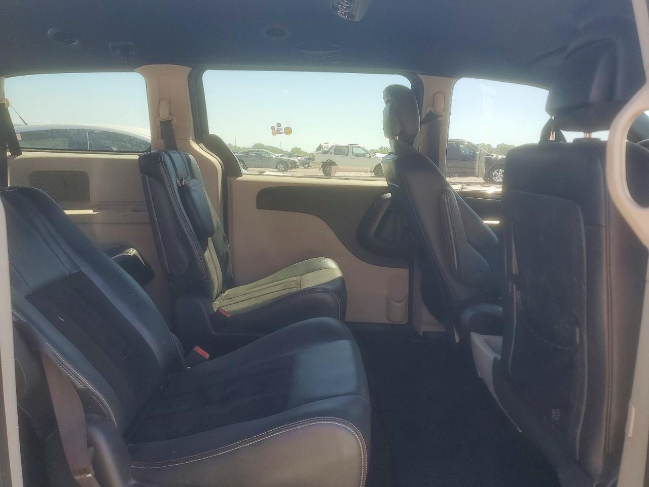 2017 DODGE GRAND CARAVAN — фото 11