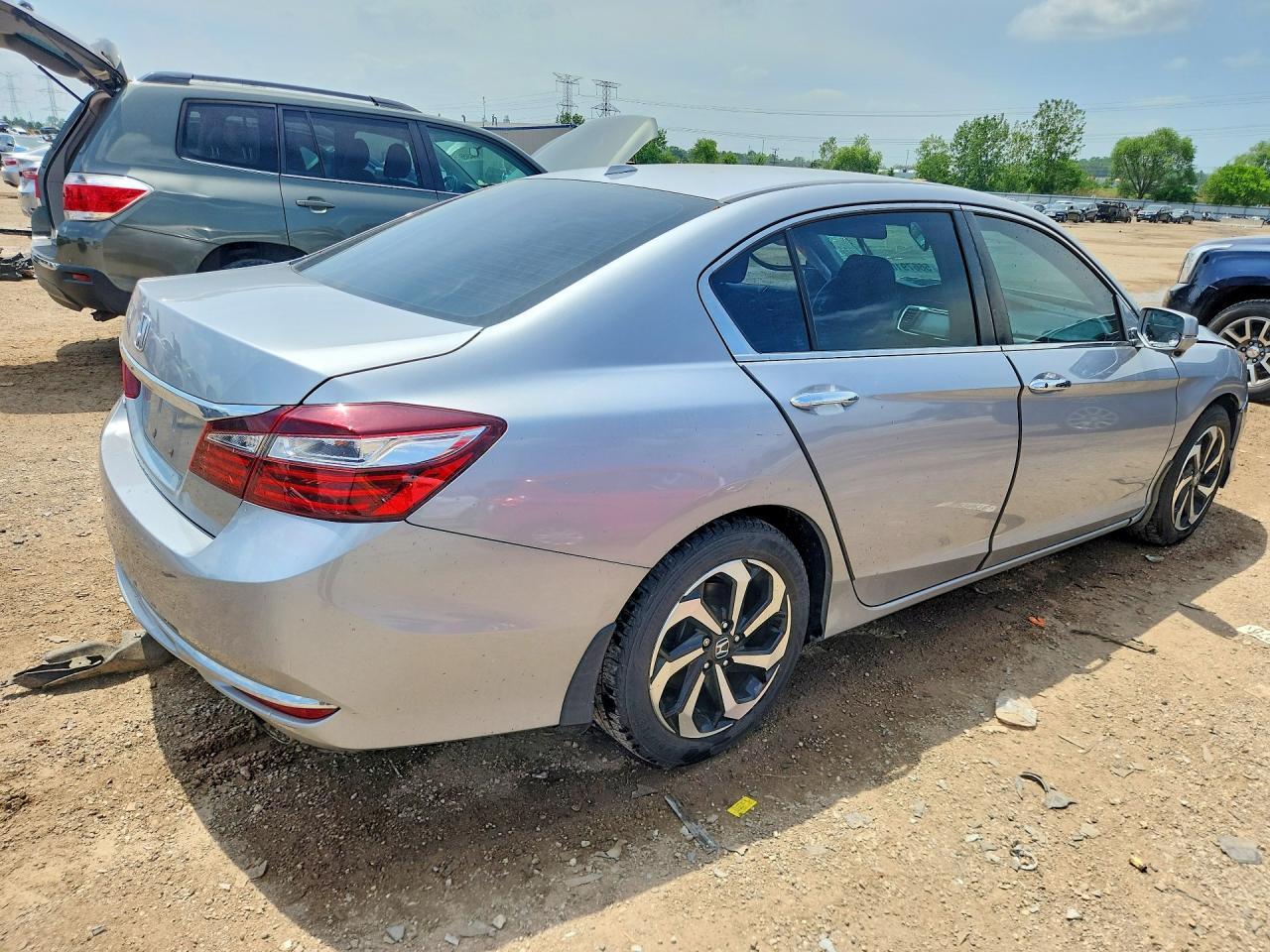 2016 HONDA ACCORD — фото 3