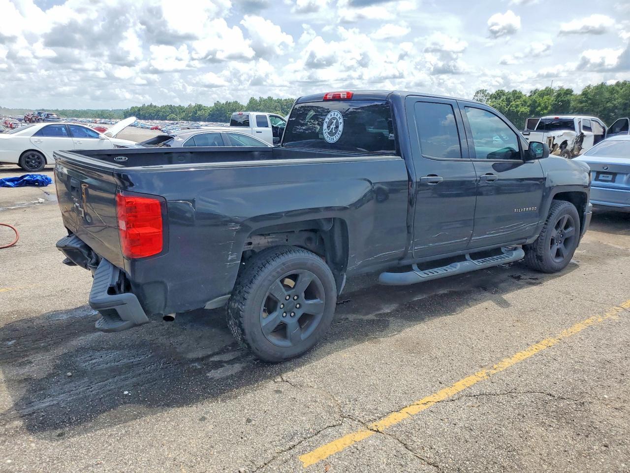 2015 CHEVROLET SILVERADO 1500 — фото 3