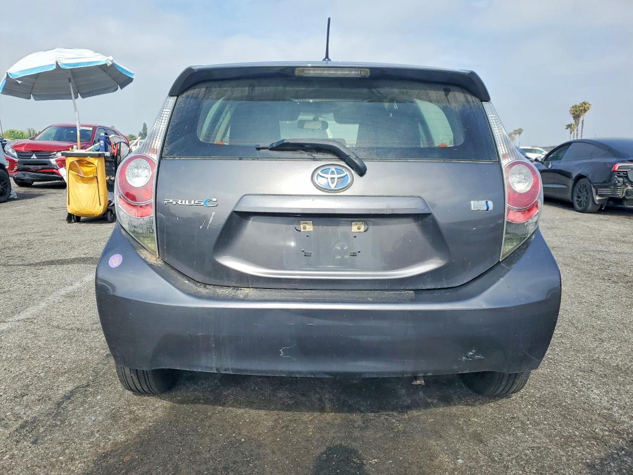 TOYOTA PRIUS C